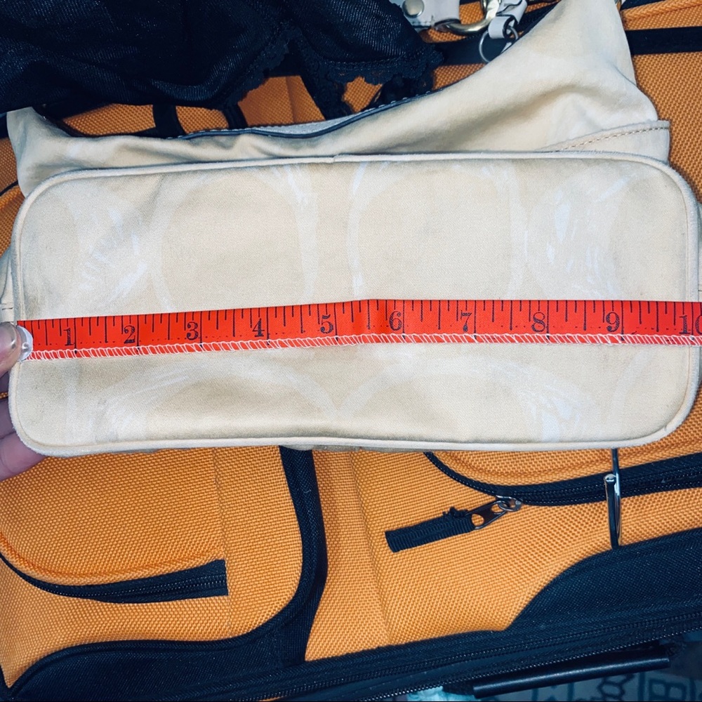 Cream Coach Bag - Picture 7 of 13